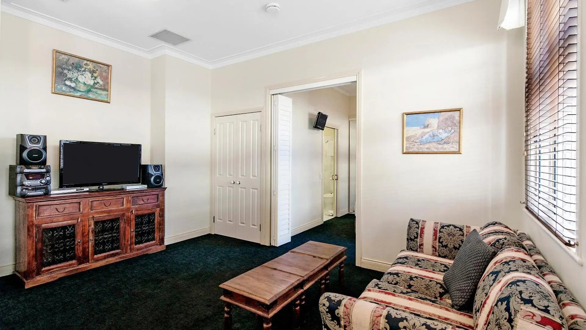 Rothbury Hotel Brisbane 4*,  Australia