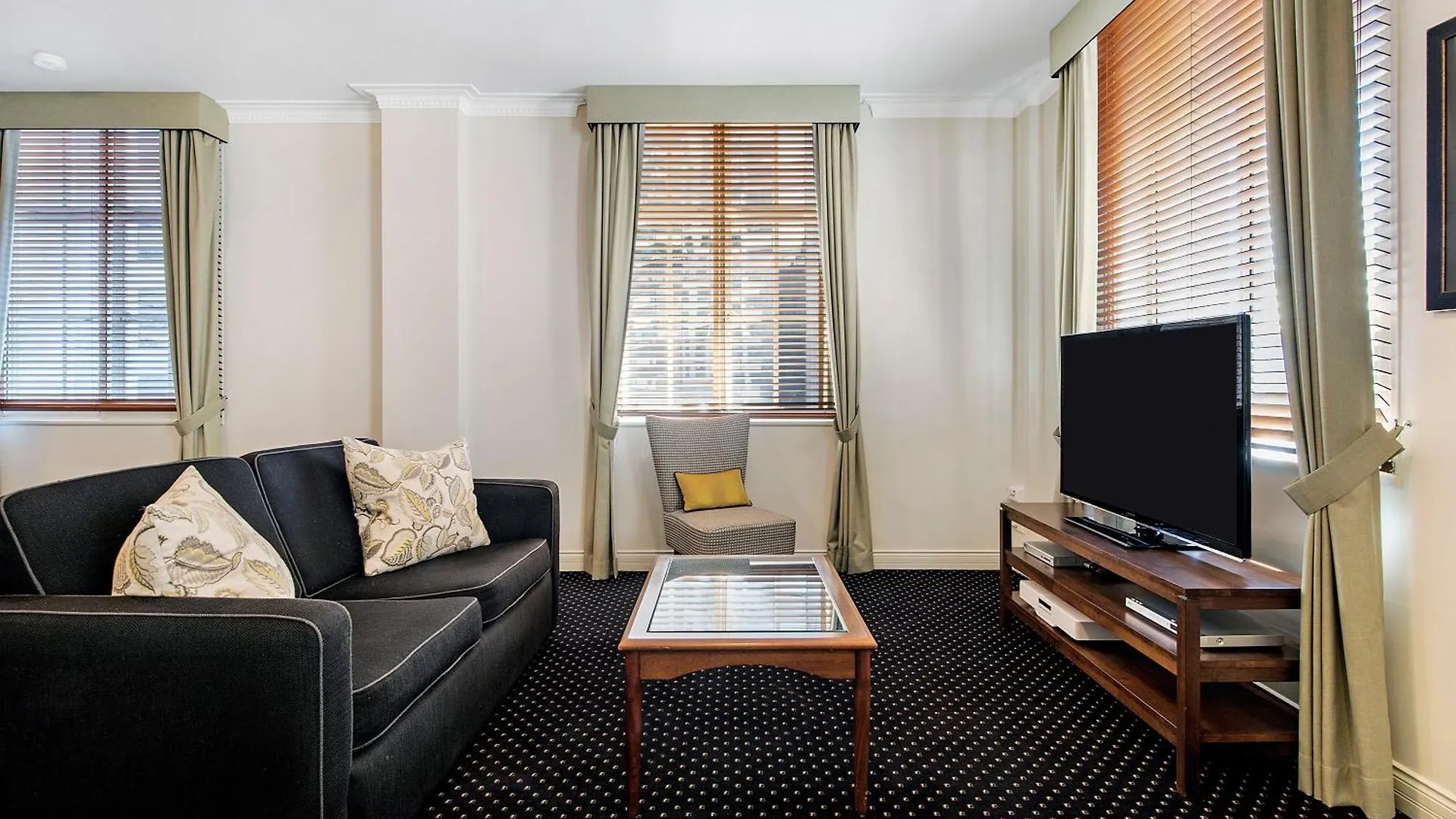 Rothbury Hotel Brisbane