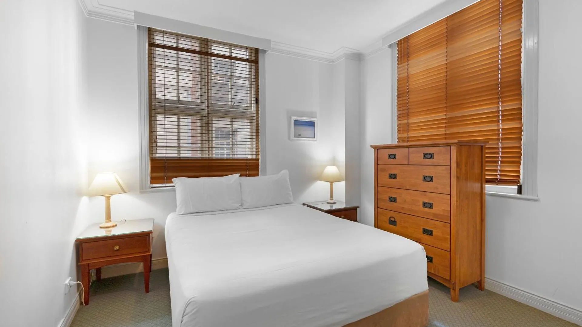 Rothbury Hotel Brisbane 4*,  Australien
