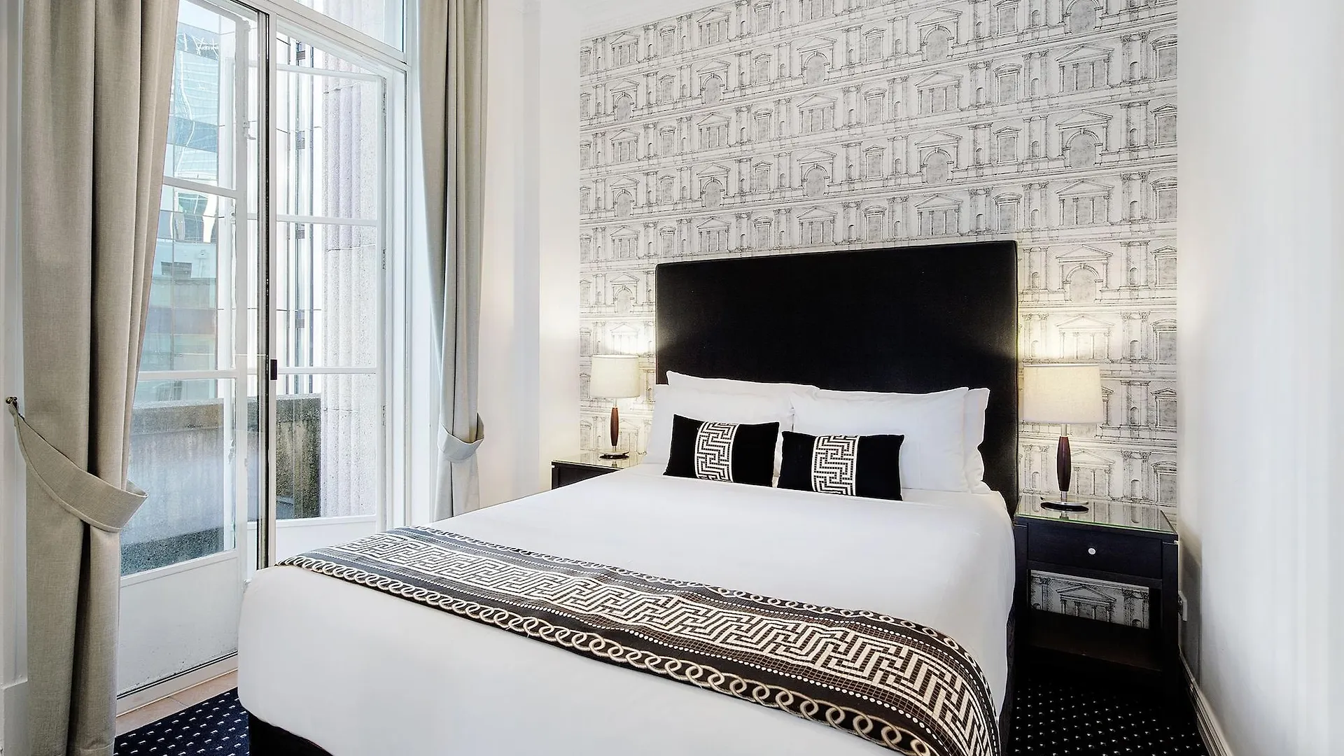 Rothbury Hotel Brisbane Aparthotel